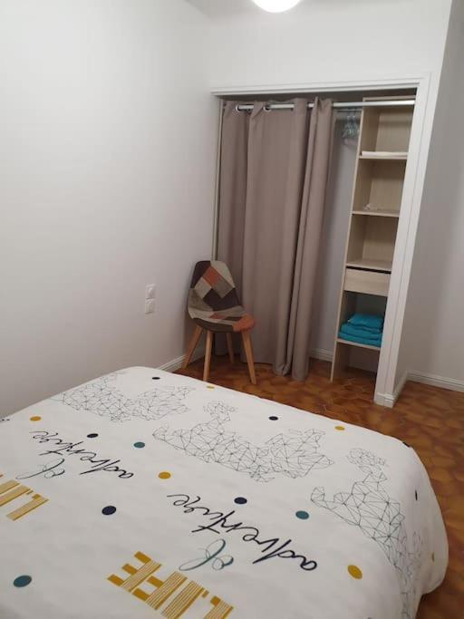 Appartement F3 Meuble Et Equipe Saint-Cyprien  Eksteriør billede